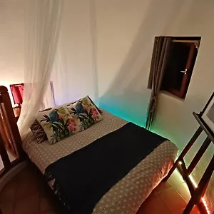 A La Maison De La Tour Séjour chez l'habitant